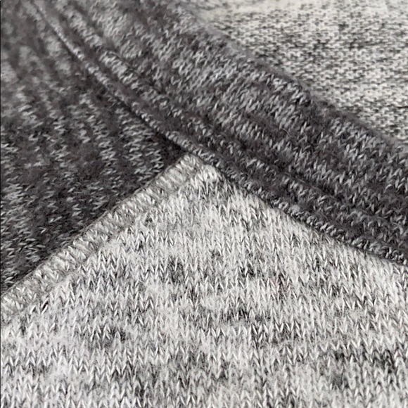 Abercrombie & Fitch Raglan Brushed LS Top 💗 Gray - Picture 8 of 11